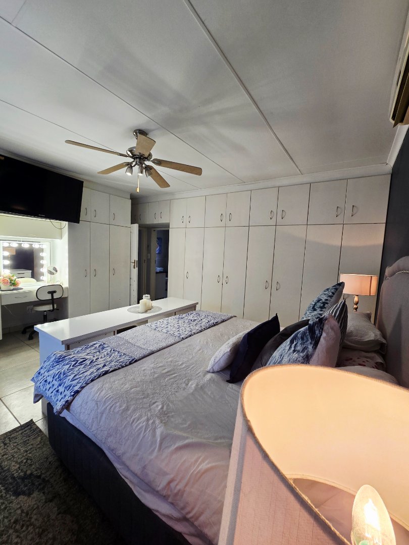 3 Bedroom Property for Sale in Flamwood North West